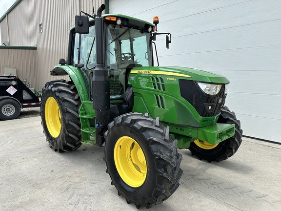 2020 John Deere 6110M Tractor