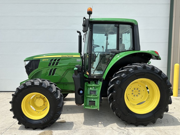 2020 John Deere 6110M Tractor