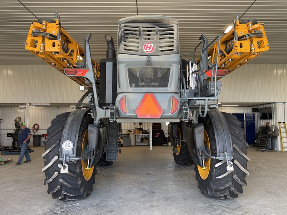 2022 Hagie STS12 Sprayer/High Clearance