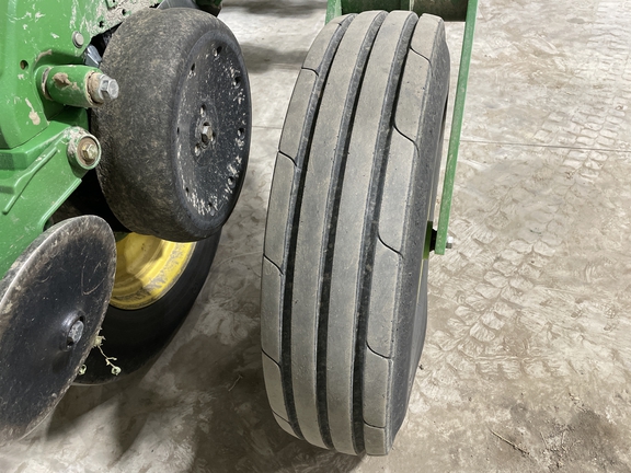 2015 John Deere 1795 Planter