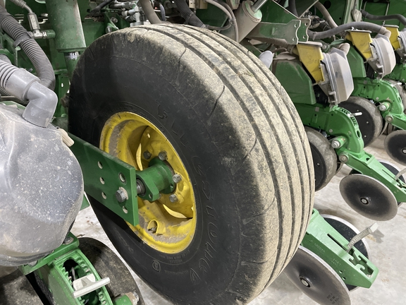 2015 John Deere 1795 Planter