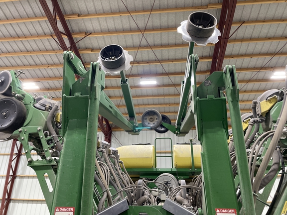 2015 John Deere 1795 Planter