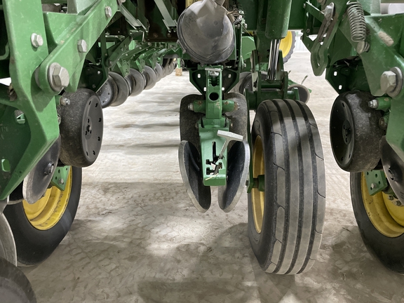 2015 John Deere 1795 Planter