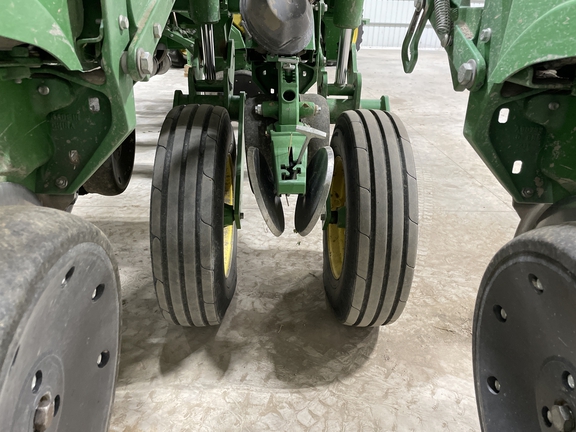 2015 John Deere 1795 Planter