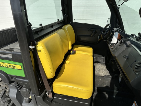 2020 John Deere XUV 835M ATV