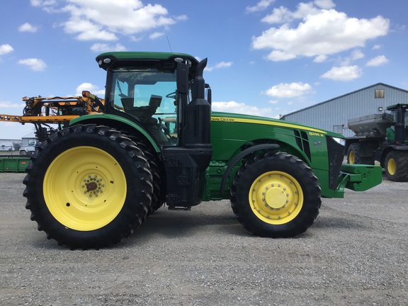 2019 John Deere 8295R Tractor