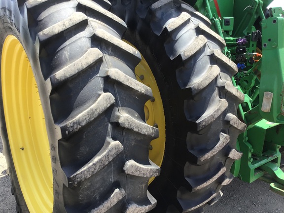 2019 John Deere 8295R Tractor