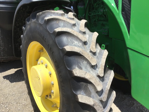 2019 John Deere 8295R Tractor