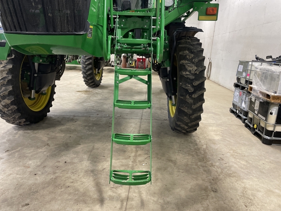 2014 John Deere R4038 Sprayer/High Clearance