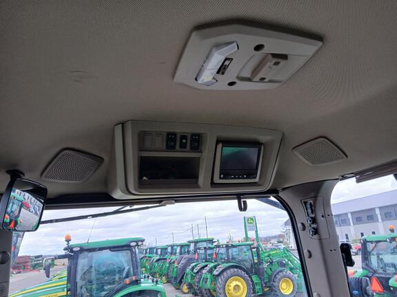 2024 John Deere 7R 230 Tractor