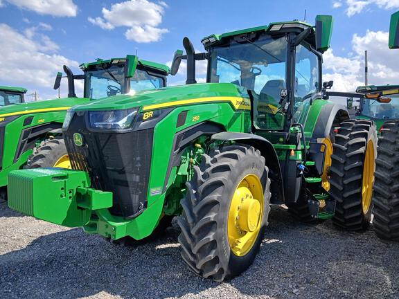 2024 John Deere 8R 250 Tractor