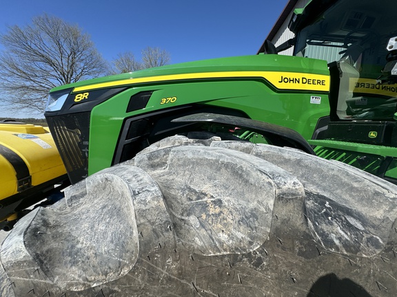 2023 John Deere 8R 370 Tractor