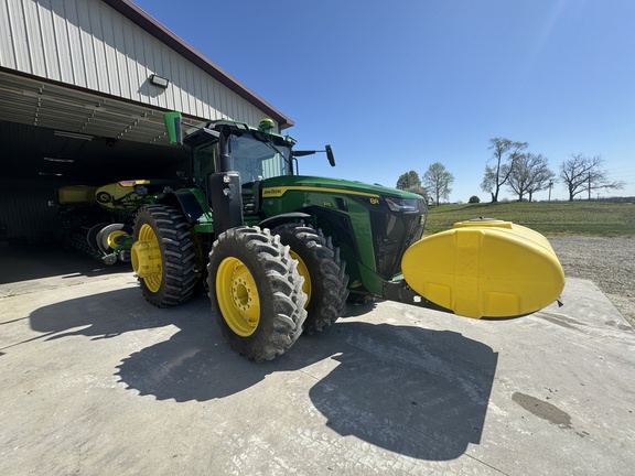 2023 John Deere 8R 370 Tractor