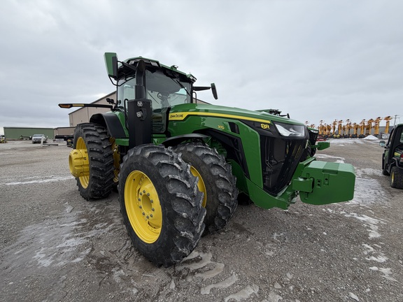2023 John Deere 8R 370 Tractor