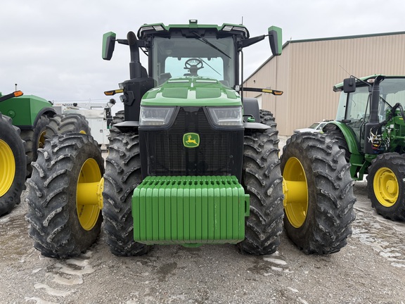2023 John Deere 8R 370 Tractor