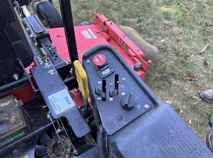 2015 Gravely ZT HD 60 Mower/Zero Turn