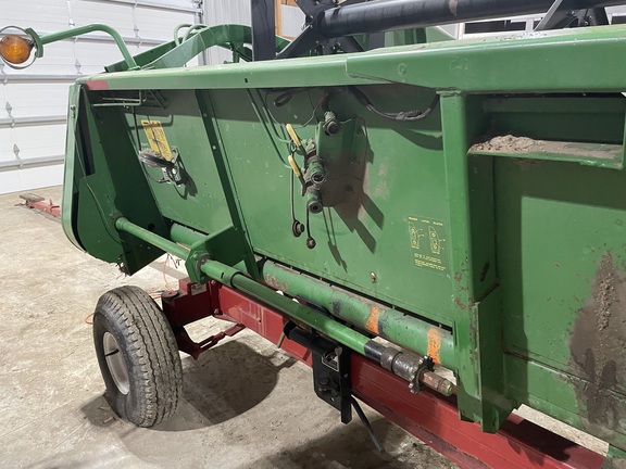 1998 John Deere 920 Header Combine