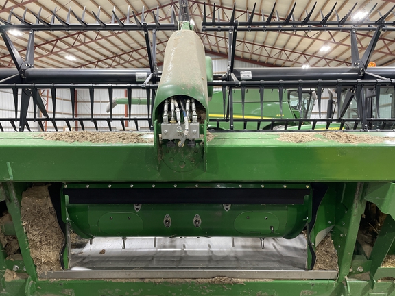 2019 John Deere 745FD Header Combine