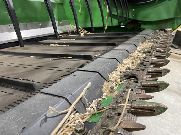 2019 John Deere 745FD Header Combine