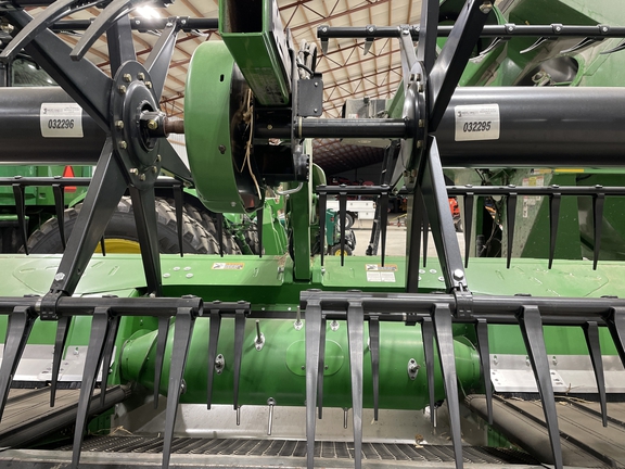 2019 John Deere 745FD Header Combine