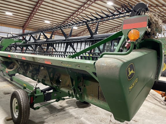 2019 John Deere 745FD Header Combine