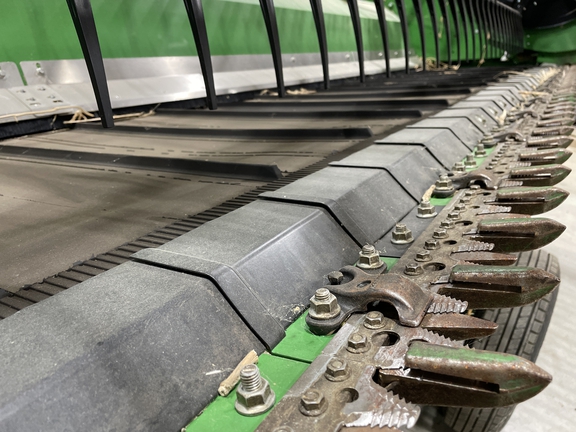 2019 John Deere 745FD Header Combine