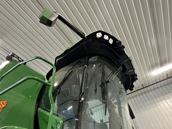 2023 John Deere X9 1100 Combine