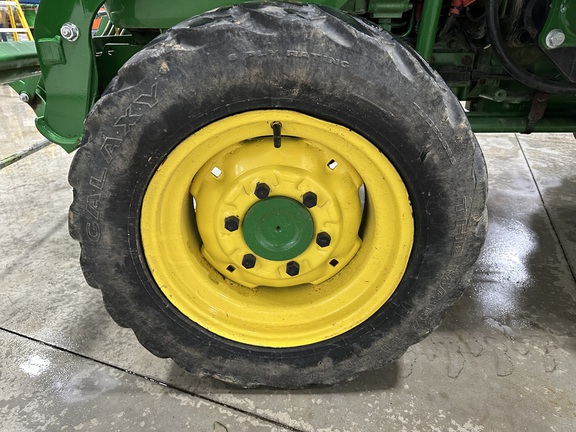 2016 John Deere 3033R Tractor Compact