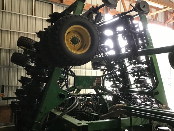 2004 John Deere 1910 Air Seeder