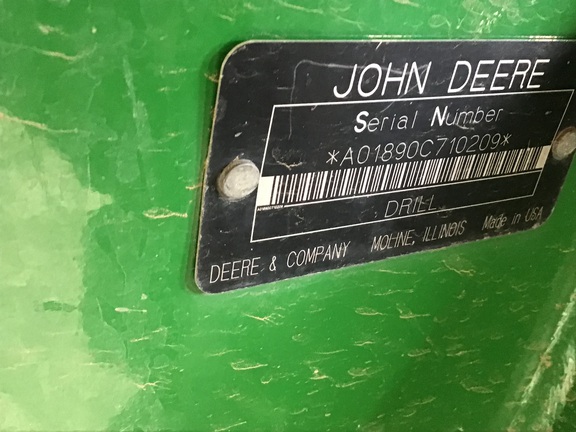 2004 John Deere 1910 Air Seeder