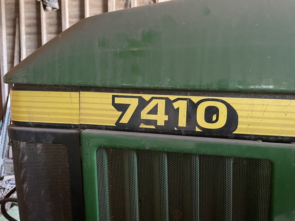 1998 John Deere 7410 Tractor