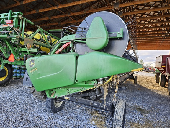 2015 John Deere 635FD Header Combine