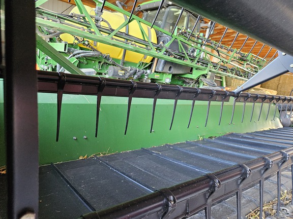 2015 John Deere 635FD Header Combine