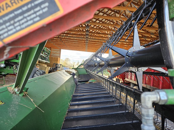 2015 John Deere 635FD Header Combine