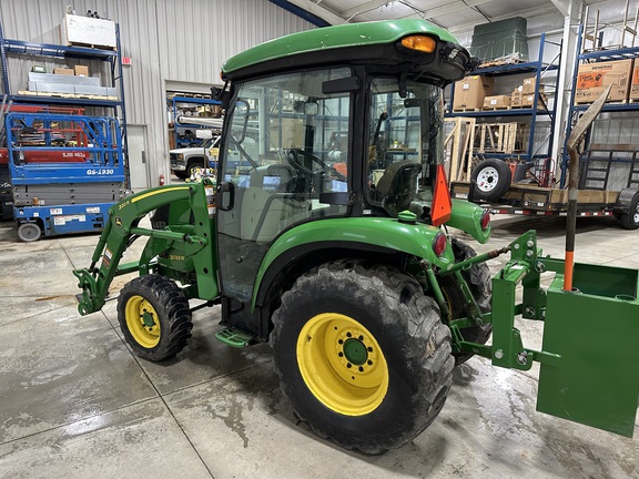 2016 John Deere 3033R Tractor Compact