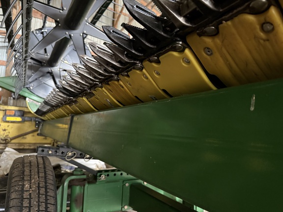 2014 John Deere 640FD Header Combine