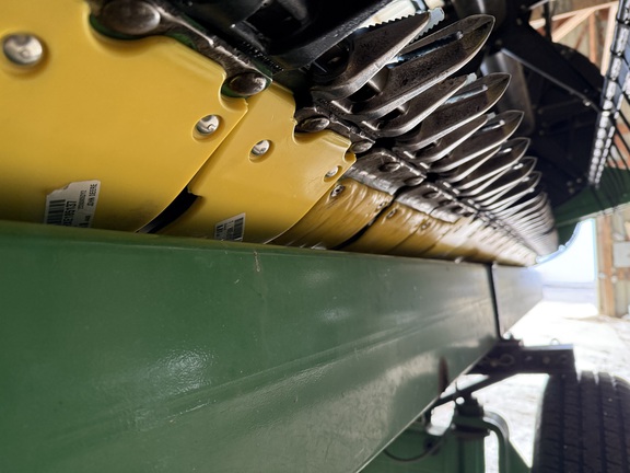 2014 John Deere 640FD Header Combine