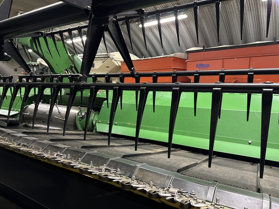 2019 John Deere 740FD Header Combine