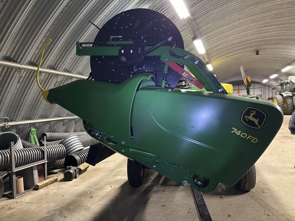 2019 John Deere 740FD Header Combine