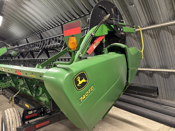 2019 John Deere 740FD Header Combine