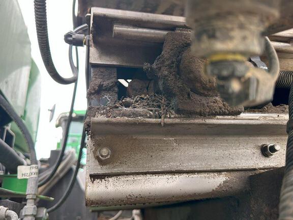 2022 John Deere 612R Sprayer/High Clearance