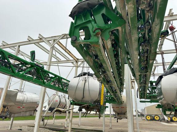 2022 John Deere 612R Sprayer/High Clearance