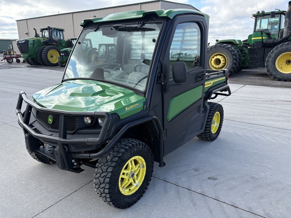 2023 John Deere XUV 835R ATV