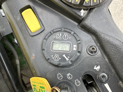 2021 John Deere Z920M Mower/Zero Turn