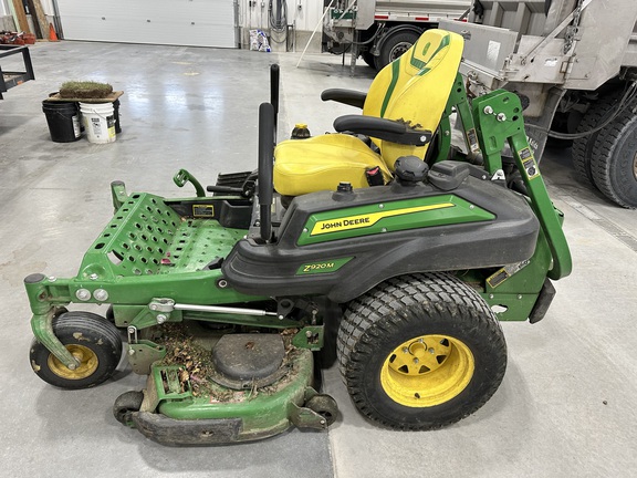 2022 John Deere Z920M Mower/Zero Turn