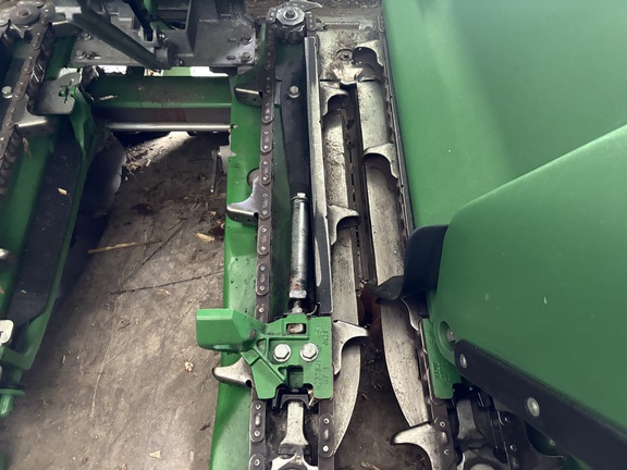 2021 John Deere C6R Header Corn Head