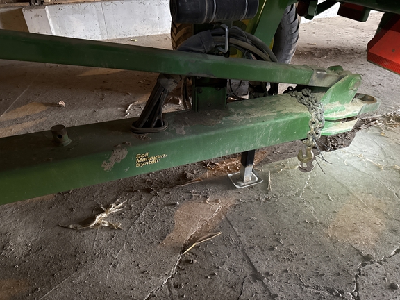 2013 John Deere 2720 Disk Ripper