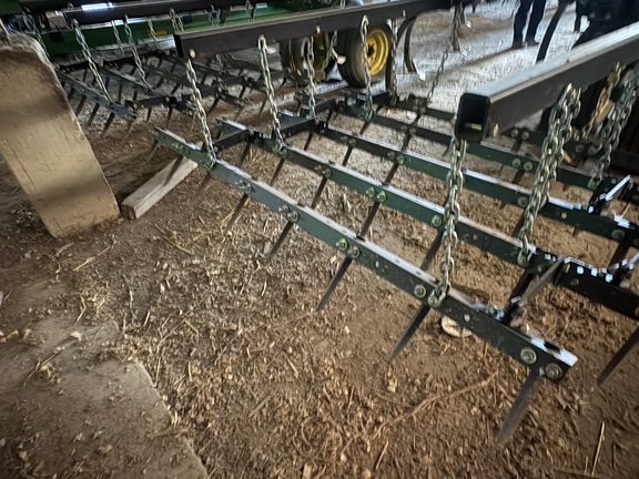 2008 John Deere 2210 LL Field Cultivator