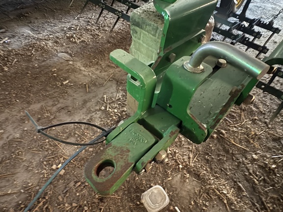 2008 John Deere 2210 LL Field Cultivator