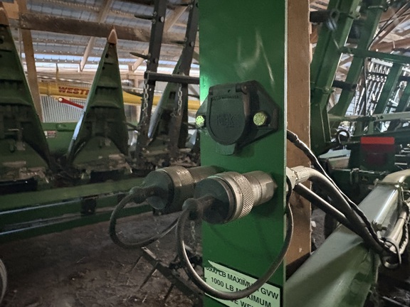 2008 John Deere 2210 LL Field Cultivator